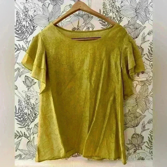 Tops - Green Floral Blouse with Ruffles